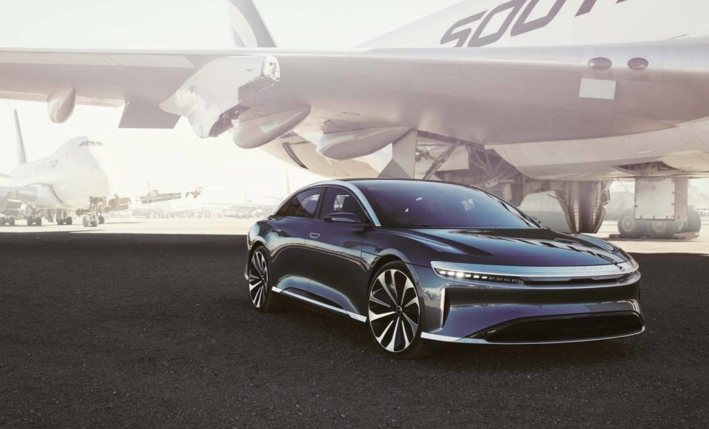 Lucid Air सबसे तेज चार्ज होने वाली कार, 832 किलोमीटर है कार की रेंज