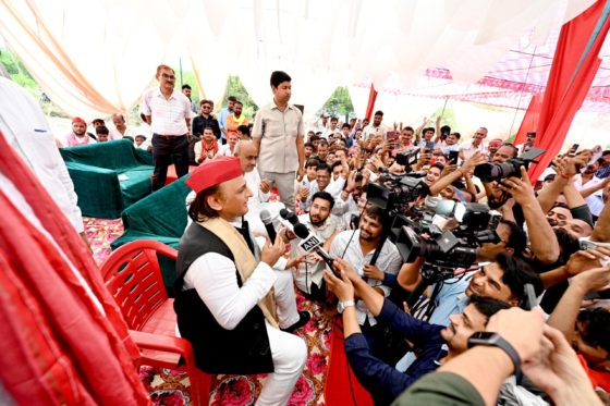 अग्निकांड: अगर सही जांच होगी तो भाजपा के लोग दोषी पाये जाएंगे: अखिलेश यादव
