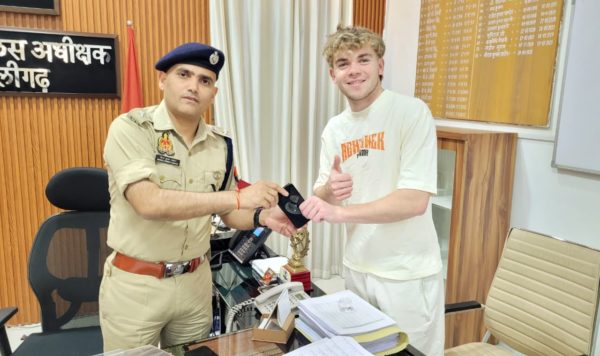 आॅस्ट्रेलियाई इन्फ्लुएंसर हुआ ‘सीएम योगी की पुलिस’ का मुरीद